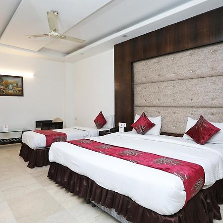 Hotel City Height - Delhi Ncr Id Not Accepted New Delhi Buitenkant foto